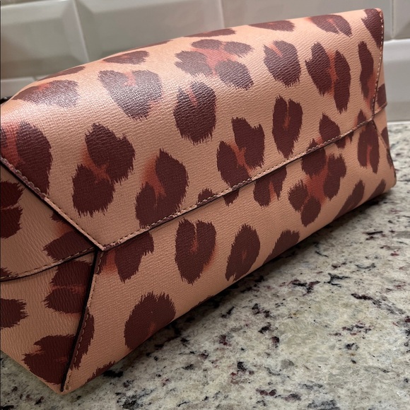 Kate Spade Molly Leopard Small Tote NWOT - Picture 6 of 10